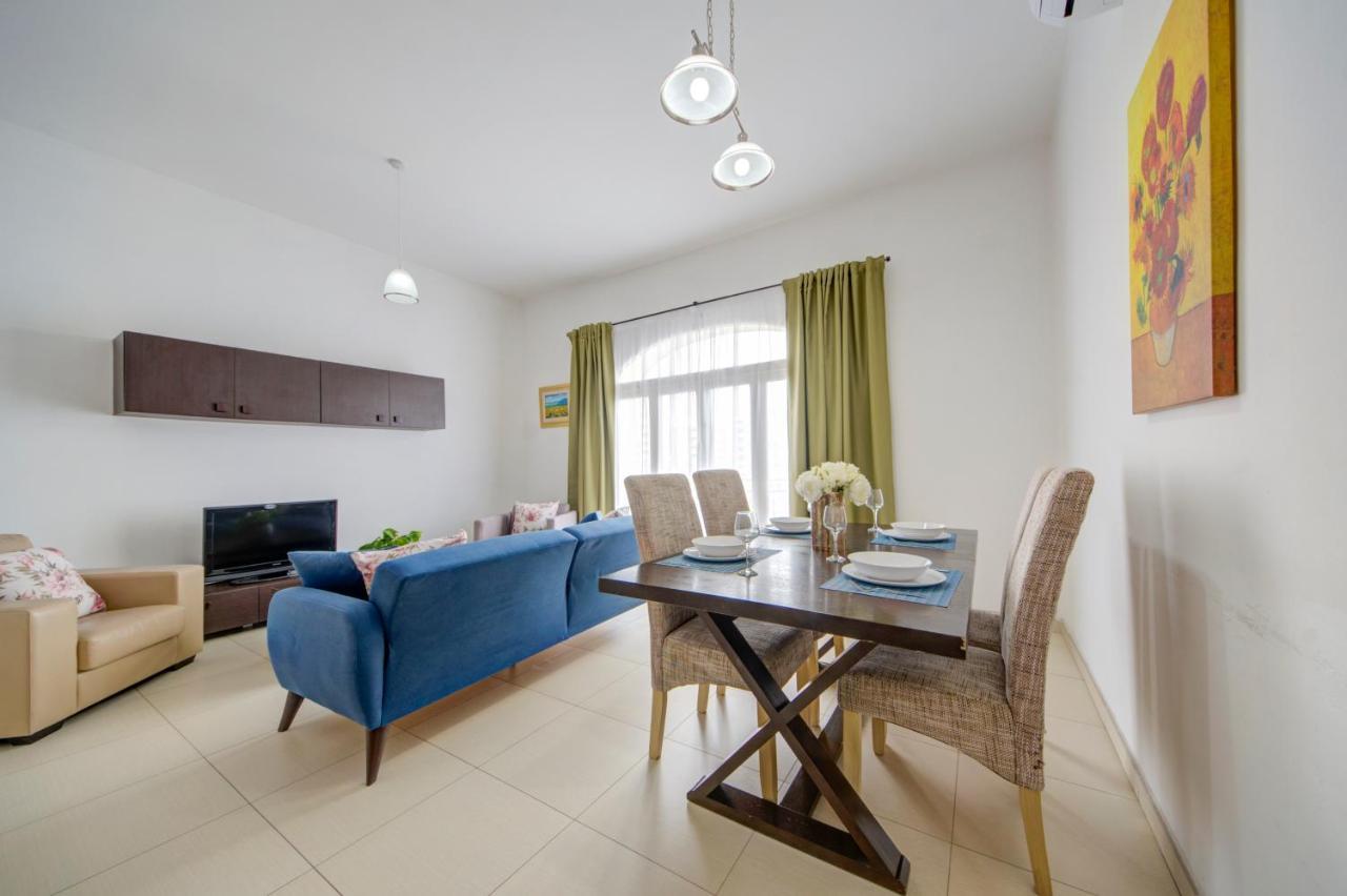 St Julians 2 Bedroom Apartment With Commanding Seaviews By Shortletsmalta Saint Julian's Dış mekan fotoğraf